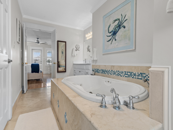 Luxurious Getaway in Destin Florida